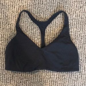 Lululemon Arise Bra Size 4